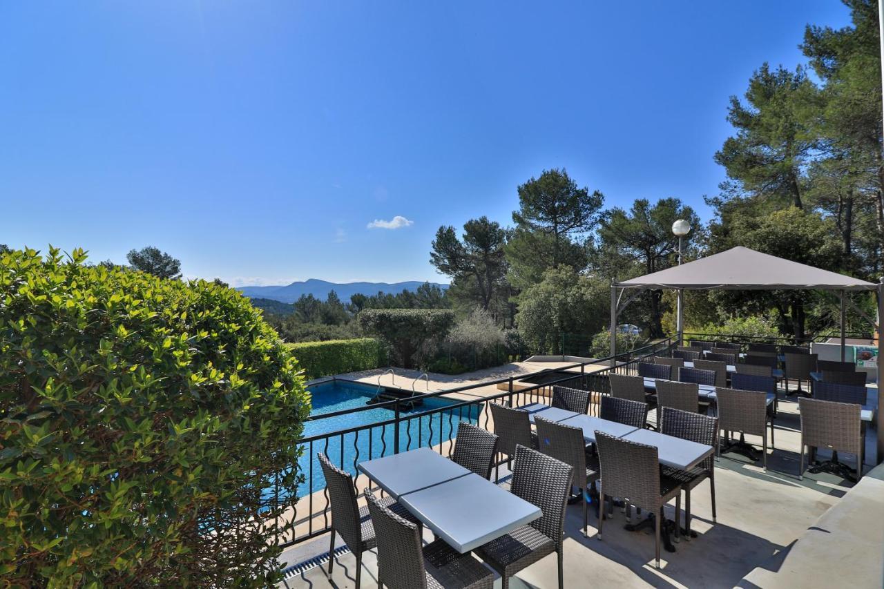 Les Arbousiers Village Hotel Provencal La Roquebrussanne Eksteriør bilde